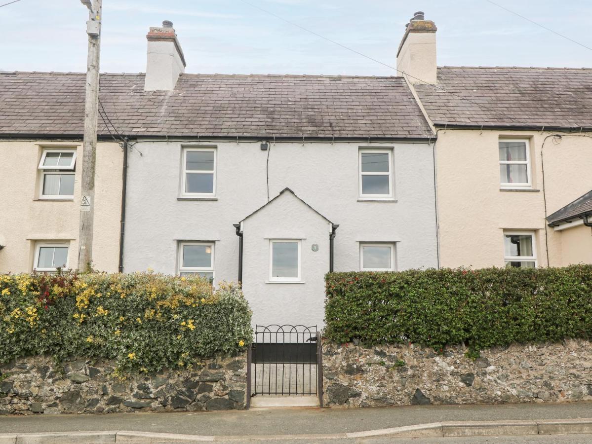 3 Terrace Gaerwen